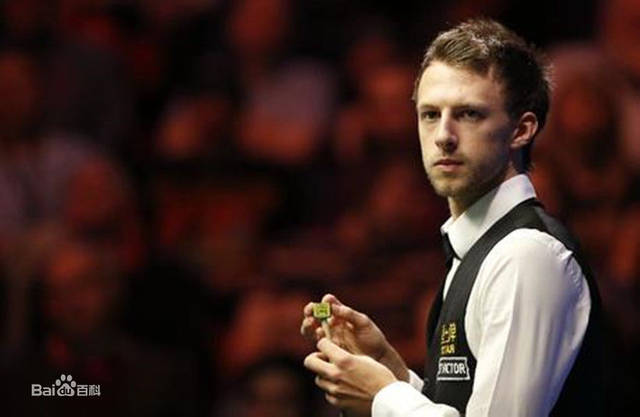 的后防球员 的后防球员