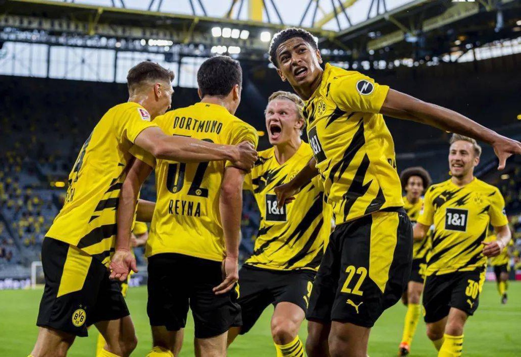 德国队在本 德国队在本