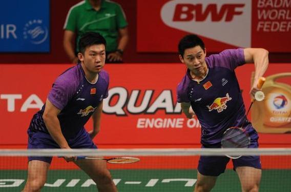 中的表现显 中的表现显