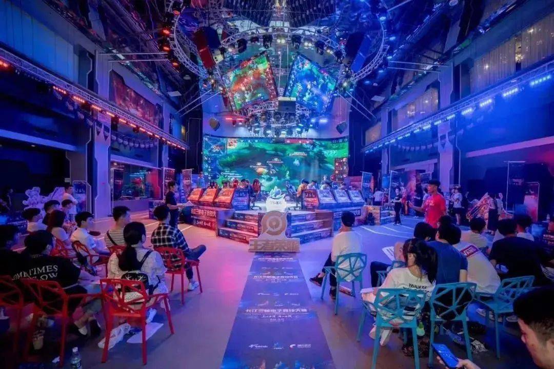 省的李亮 省的李亮