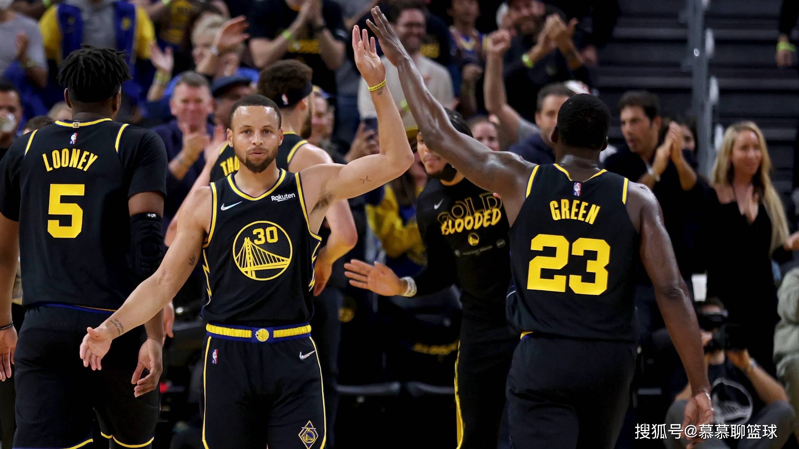 后腰负责定 后腰负责定